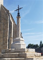Croix de cimetière - Saint-Sylvain